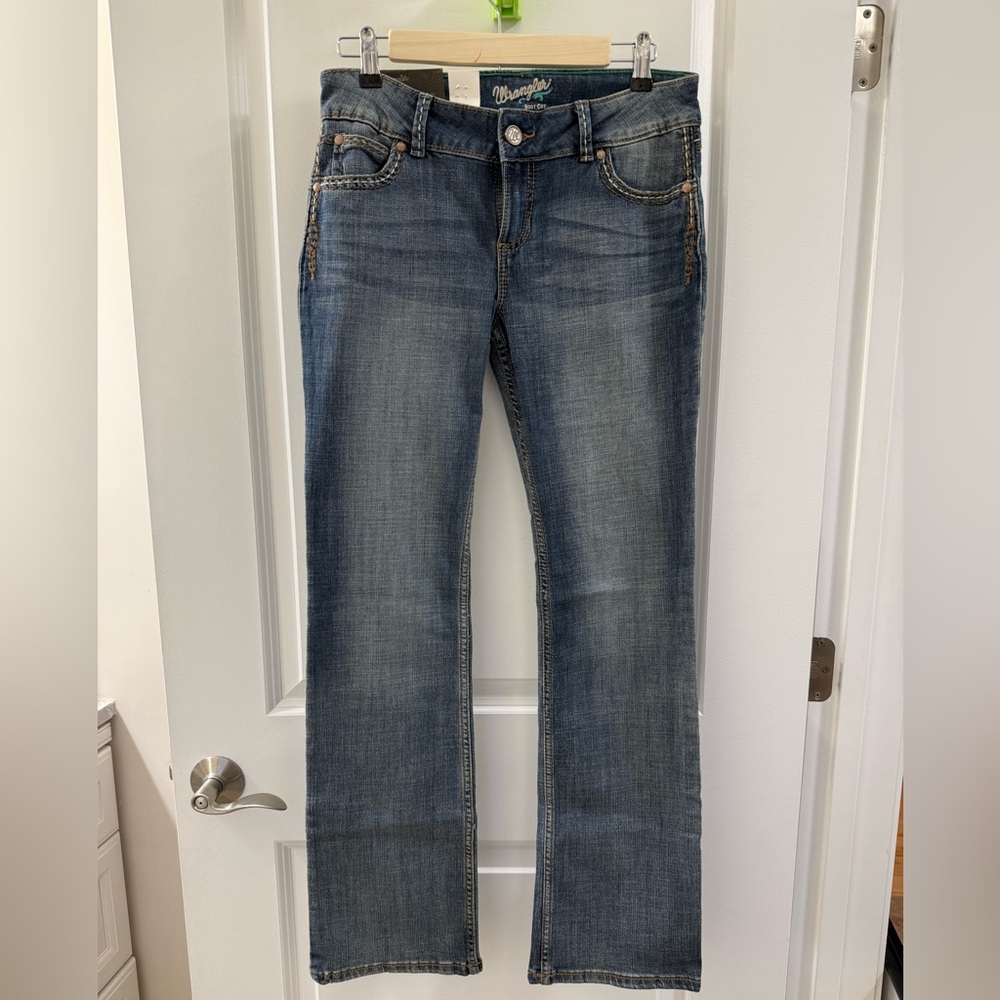 NWT Women’s Wrangler Retro SADIE bootcut Jeans sz28